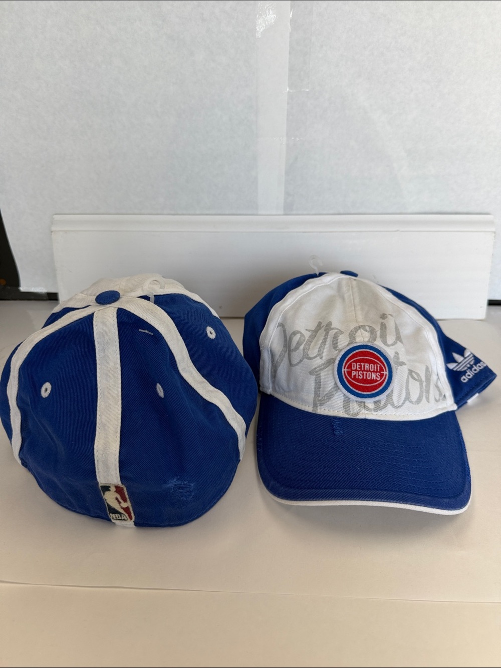 Adidas Detroit Pistons Blue & White  men’s Baseball Cap Size large